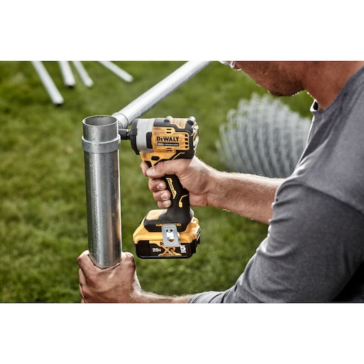 20V MAX* 3/8 in. Cordless Impact Wrench with Hog Ring Anvil (Tool Only)